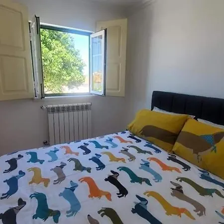 Prázdninový dům Casa Da Laranjeira, Perto De Obidos, Budha Eden, Dinossauros Parque