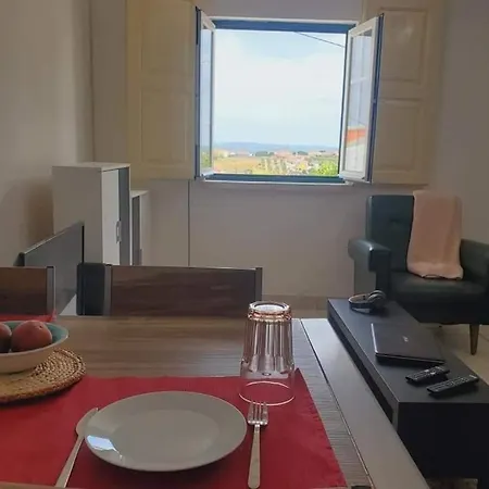 Casa de Férias Casa Da Laranjeira, Perto De Obidos, Budha Eden, Dinossauros Parque *