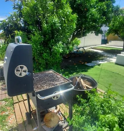 Casa Da Laranjeira, Perto De Obidos, Budha Eden, Dinossauros Parque Casa de Férias *