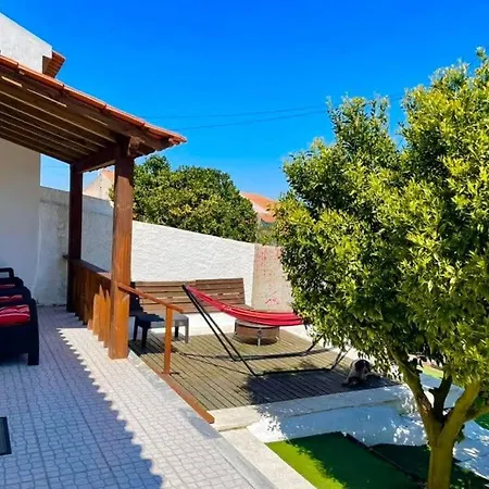 Casa Da Laranjeira Pet Friendly Vale Covo (Leiria)