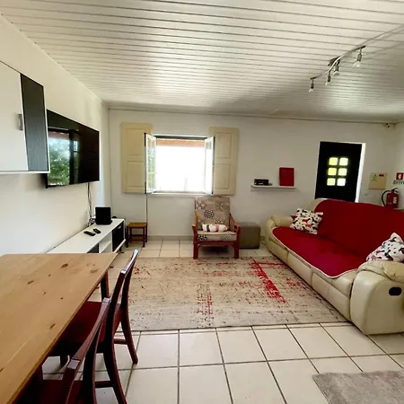 Casa Da Laranjeira Pet Friendly Semesterbostad *